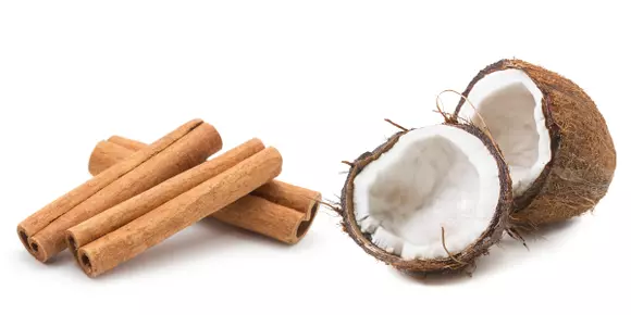 Treatibles Ease Hard Chews feature Organic Full Spectrum Hemp Oil, coconut oil, cinnamon, blueberries and more.